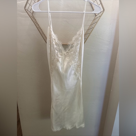 Intimate Attitudes Plus Size 1X Lingerie Cream Lace Babydoll Dress - Picture 1 of 7